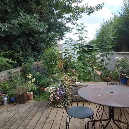 La Maison Des Fleurs Scrignac Bagian luar foto