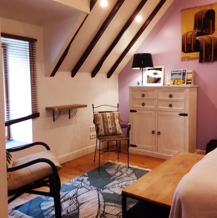 La Maison Des Fleurs Scrignac Bagian luar foto